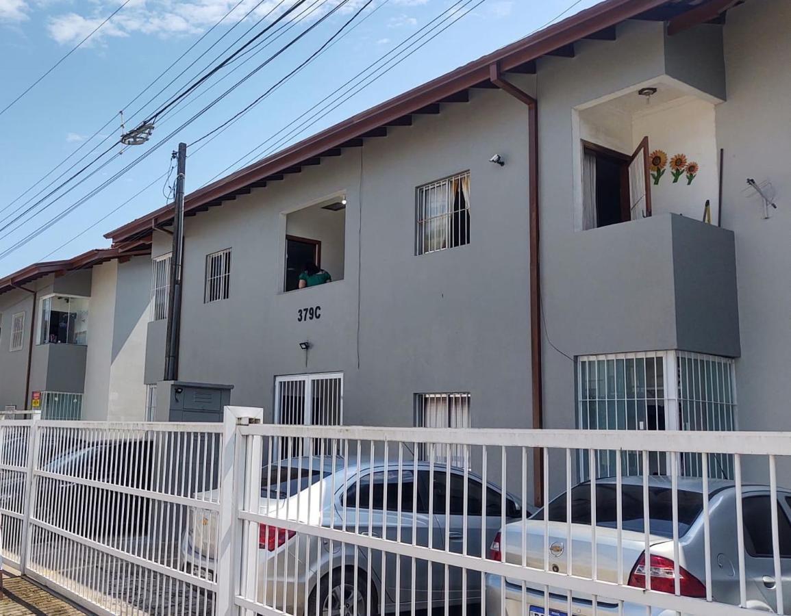 Apartamento Ubatuba - Praia Grande - 200M Da Praia Zewnętrze zdjęcie